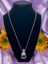 Load image into Gallery viewer, Essential Oil bottle necklaces
